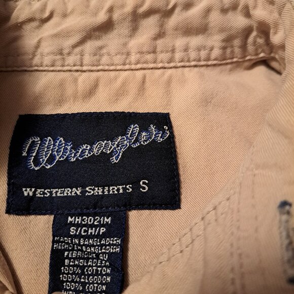 Vtg Wrangler Western long-sleeve Pearl-Snap Denim Shirt in Colorblock Pattern - Picture 5 of 5